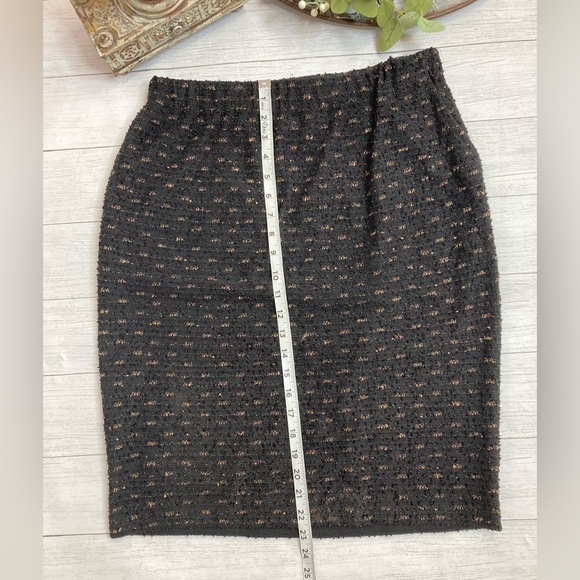 St. John Knit Metallic Skirt - Picture 5 of 7